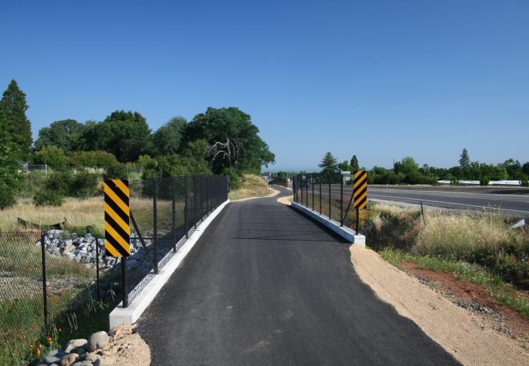 Highway 273 Bikeway Improvements